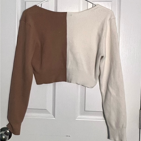 Colorblock Cropped Cardigan - Picture 3 of 3